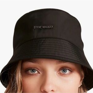 NWOT Steve Madden Womens Black Satin Lined Bucket Hat 90s core cool girl shiny